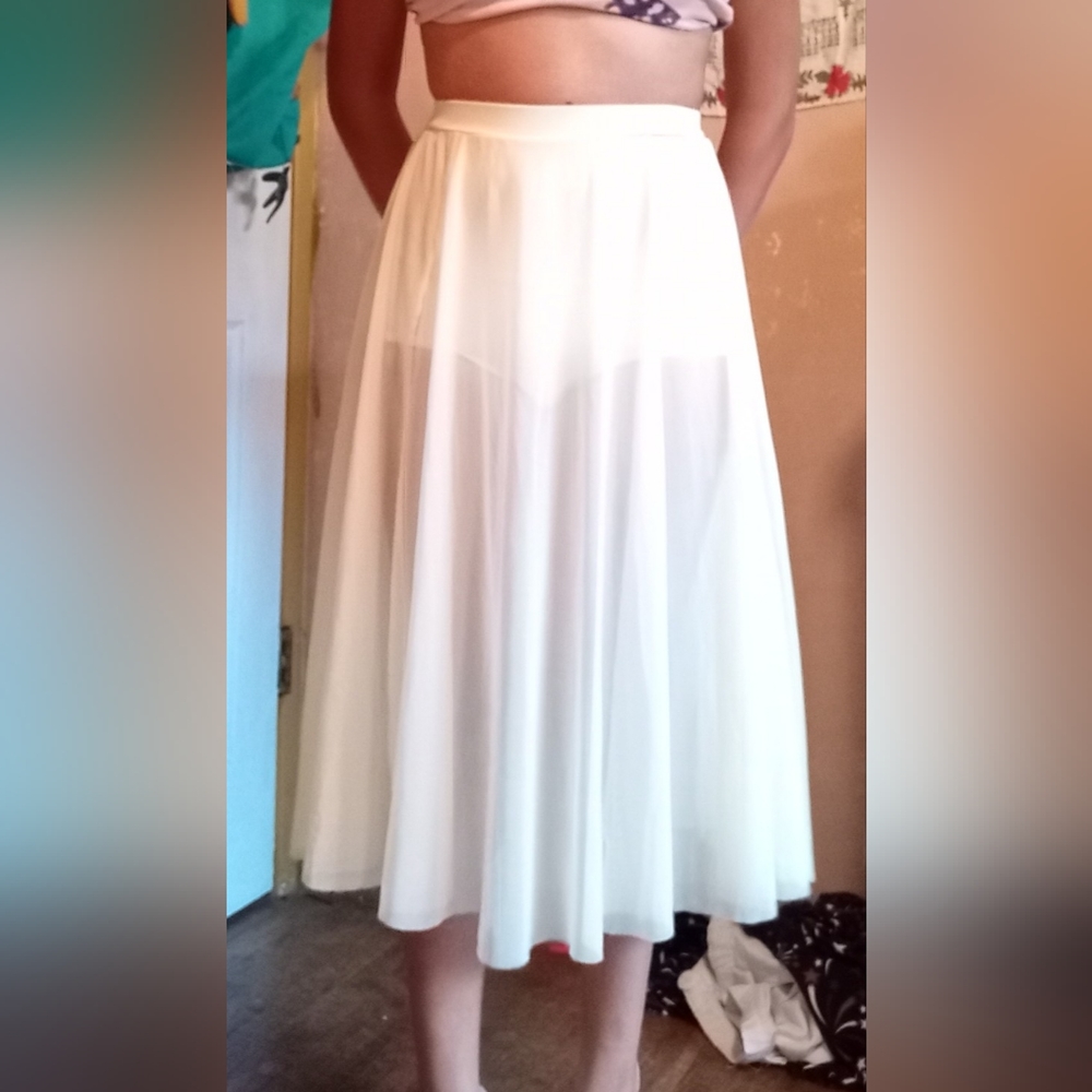 Cream sheer skirt!